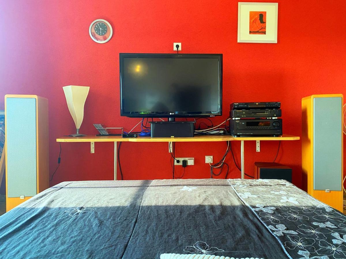 Modern Red & Blue Apartment Podstrana Eksteriør billede